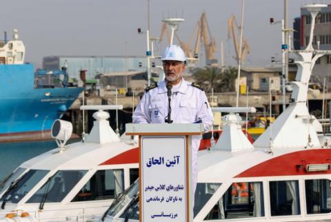 امیر رستگاری در مراسم الحاق شناور کلاس حیدر